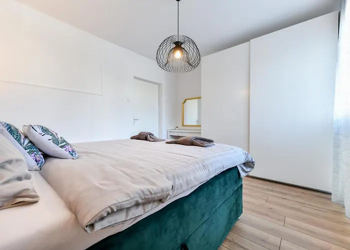 Deluxe Apartment Soline